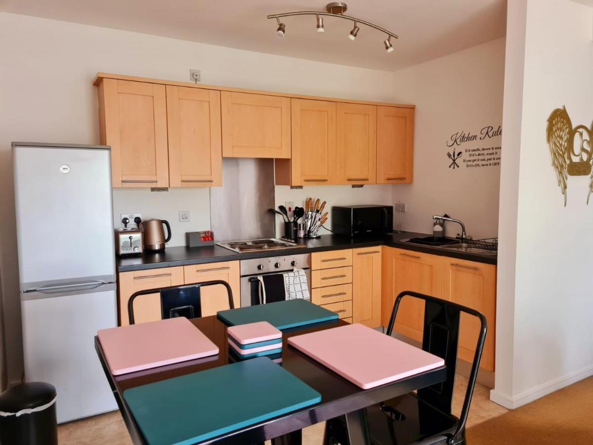 Emerald Blossom-Central Warrington, Luxurious Yet Homely, Wifi, Secure Parking Warrington (Cheshire) Exterior foto
