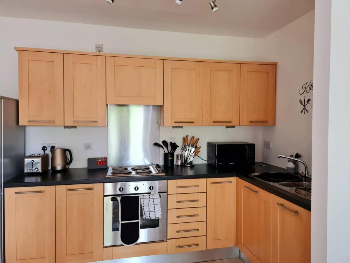 Emerald Blossom-Central Warrington, Luxurious Yet Homely, Wifi, Secure Parking Warrington (Cheshire) Exterior foto