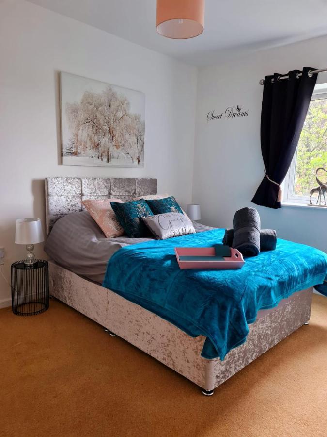 Emerald Blossom-Central Warrington, Luxurious Yet Homely, Wifi, Secure Parking Warrington (Cheshire) Exterior foto