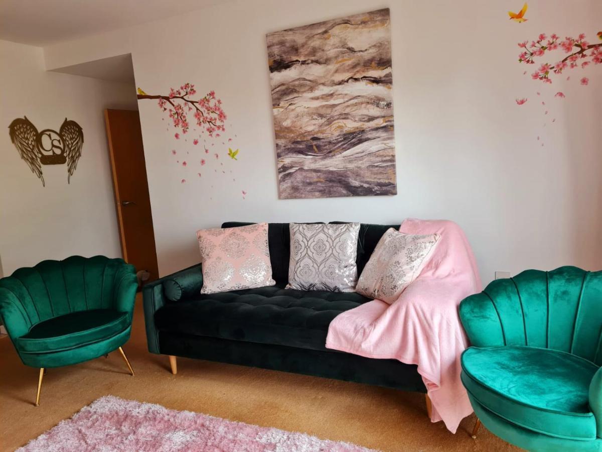 Emerald Blossom-Central Warrington, Luxurious Yet Homely, Wifi, Secure Parking Warrington (Cheshire) Exterior foto