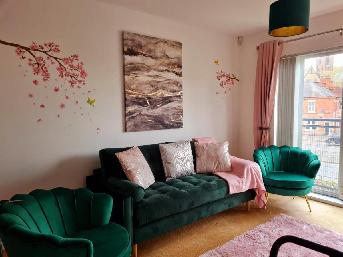 Emerald Blossom-Central Warrington, Luxurious Yet Homely, Wifi, Secure Parking Warrington (Cheshire) Exterior foto